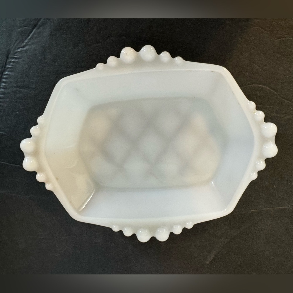 Vintage Anchor Hocking Milk Glass Bon Bon Trinket Candy Dish
